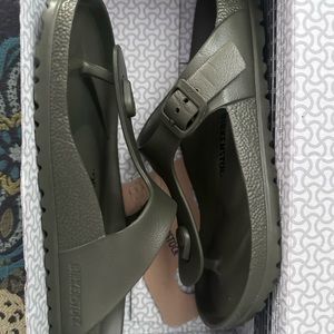 Birkenstock khaki Gizeh Eva Sandal